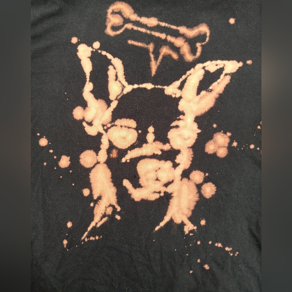 Bleached black Chihuahua shirt
